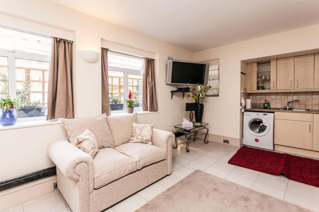 Awesome Apartment In The Heart Of Camden Town London Eksteriør billede
