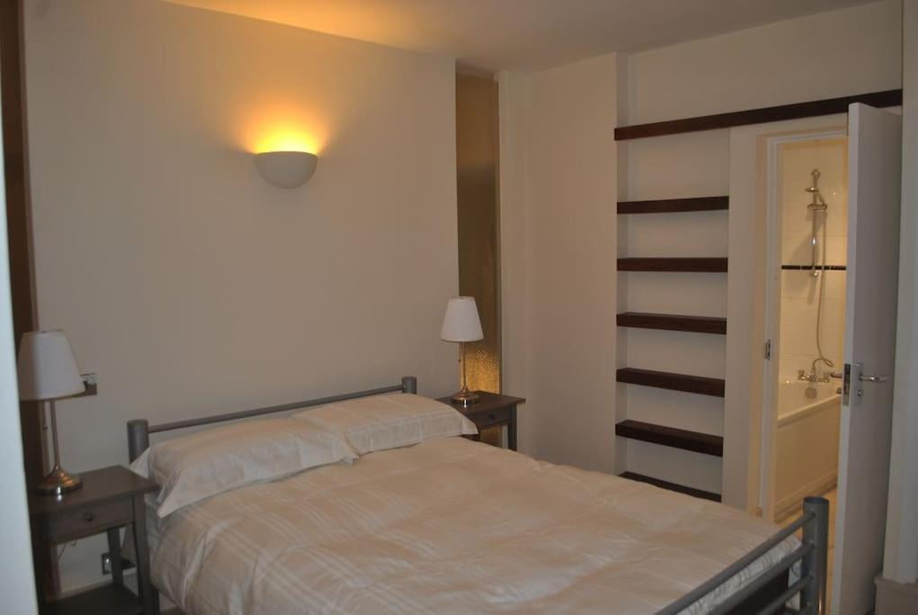 Awesome Apartment In The Heart Of Camden Town London Eksteriør billede